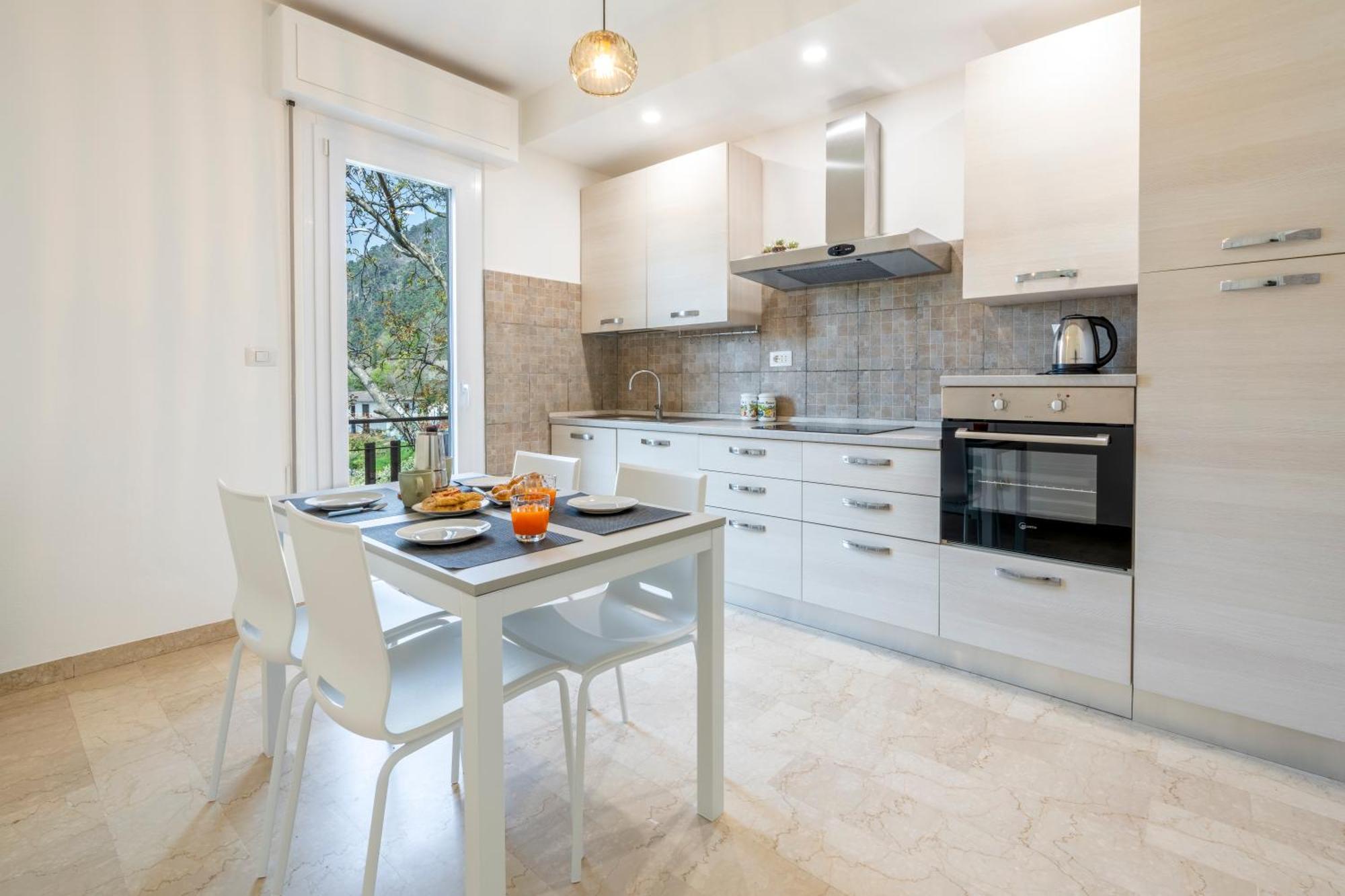 Appartamento San Lorenzo Tremosine Exterior photo